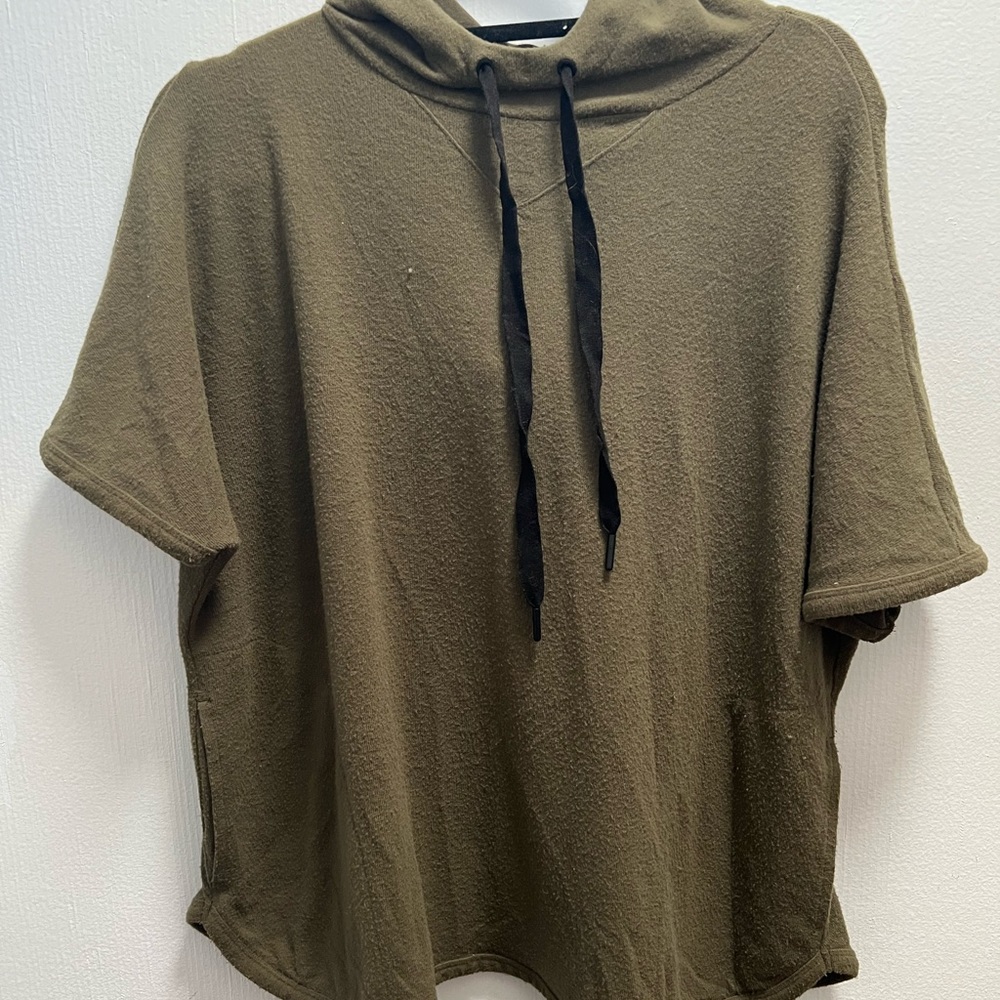Lou&Grey Short Sleeve Hoodie